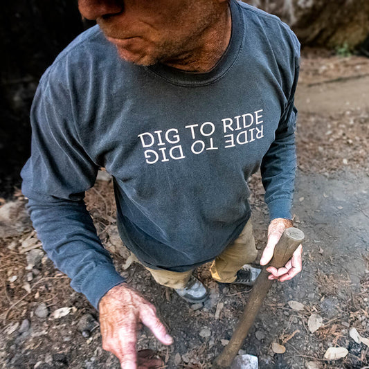 sturdy heavyweight tee front view graphite color